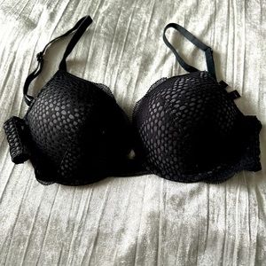 Victoria's Secret Black Bombshell Lace Bra